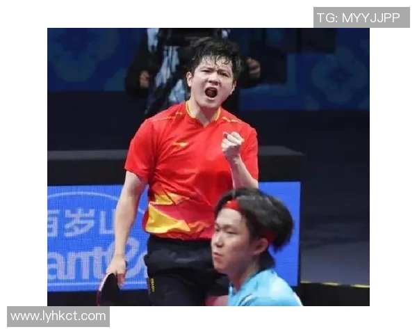 樊振东与足球明星的跨界对话探讨运动精神与竞技魅力 樊振东与足球明星的跨界对话探讨运动精神与竞技魅力