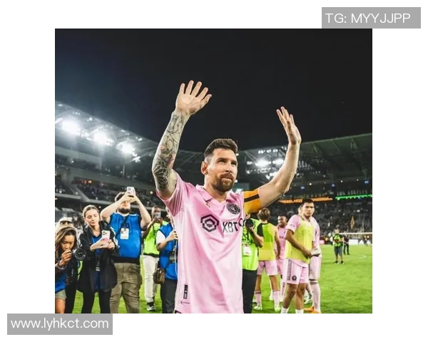 足球明星精彩瞬间大汇聚全体球员风采尽显 足球明星精彩瞬间大汇聚全体球员风采尽显