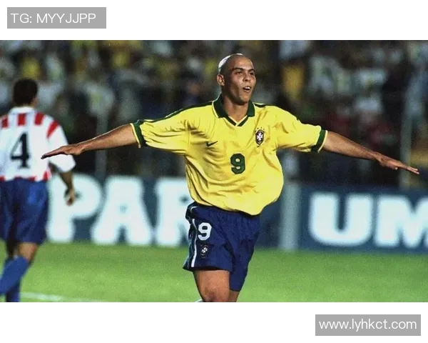 那些鲜为人知却在球场上闪耀的足球明星们的传奇故事 那些鲜为人知却在球场上闪耀的足球明星们的传奇故事