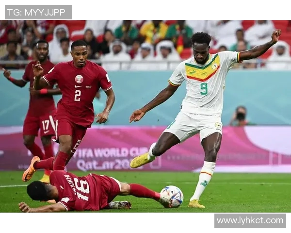 卡塔尔与伊朗激战精彩瞬间回顾视频全景呈现